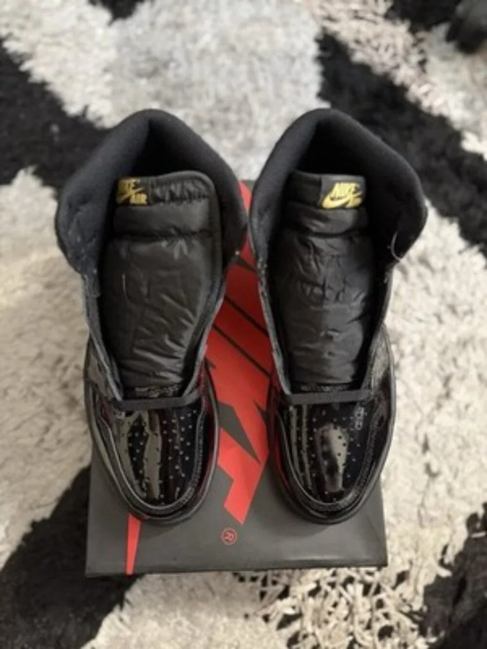 Jordan 1 High OG Black Metallic Gold 2020 Sz 10